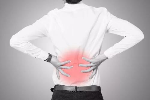 引起腰椎间盘突出有哪些因素？日常生活中请避免这些行为！